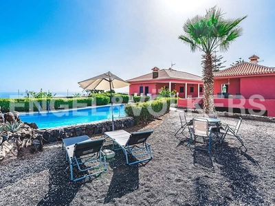 Chalet en venta en Puerto Santiago, Santiago del Teide, Tenerife