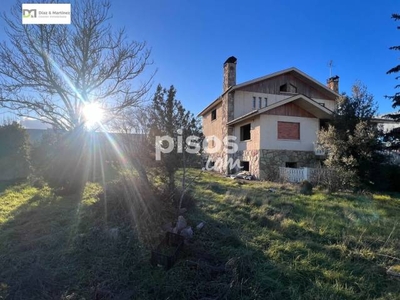 Chalet en venta en Trobajo del Camino