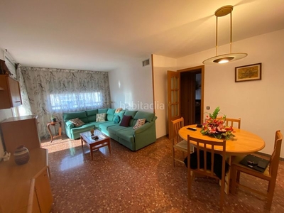 Piso amplio de cuatro habitaciones en Sant Pere Nord Terrassa