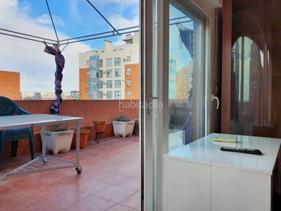 Ático de 1 dormitorio y gran terraza de 45m2 en Entrevías, cerca de méndez alvaro. en Madrid