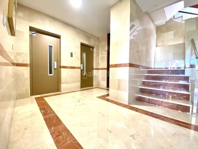 Piso con 3 habitaciones con ascensor en Juan XXIII - Rochelambert Sevilla