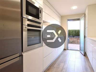 Piso con 5 habitaciones con ascensor, calefacción y aire acondicionado en Castelldefels