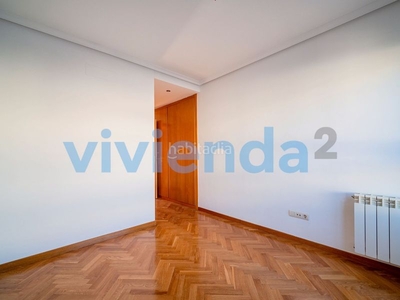 Piso en valdefuentes-valdebebas, 141 m2, 4 dormitorios, 2 baños, 545.000 euros en Madrid