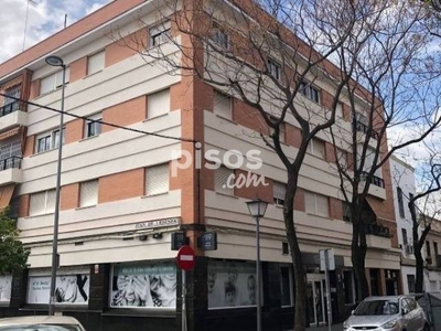 Piso en venta en Calle de Juan de Ledesma, cerca de Calle Afán de Ribera en El Cerro por 129.999 €