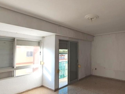 Piso en venta en Nicolas Andreu, El Molí