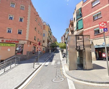 Piso en venta en nou barris - Roquetes, 2 dormitorios. en Barcelona