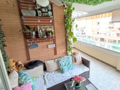 Piso fabuloso piso en urbanización privada, zona torre atalaya teatinos. en Málaga