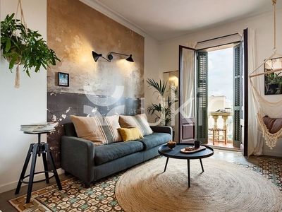 Alquiler de piso en Vila de Gràcia de 1 habitación con muebles y balcón