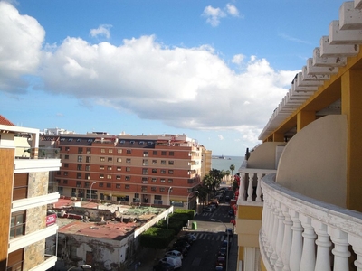 Ático en alquiler en calle Garcia Morato de 2 habitaciones con terraza y garaje