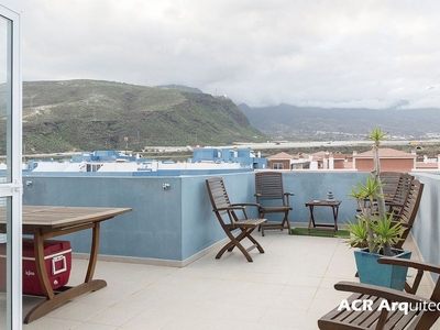 Ático en alquiler en Güímar de 1 habitación con terraza y piscina