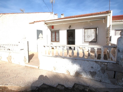 Bungalow en venta en El Chaparral - La Siesta - La Torreta, Torrevieja, Alicante