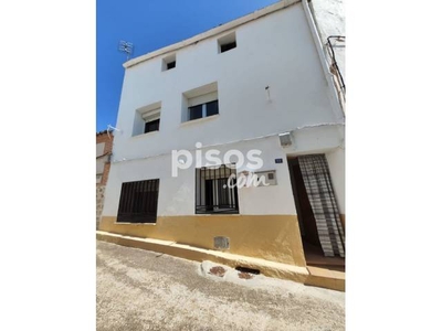 Casa adosada en venta en Calle del Pozo