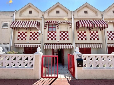 Casa adosada en venta en Los Europeos, Torrevieja