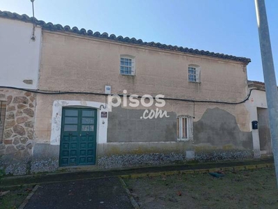 Casa adosada en venta en Plaza de las Erillas