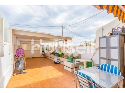 Casa en venta en Calle de la Isla de Fernando Poo