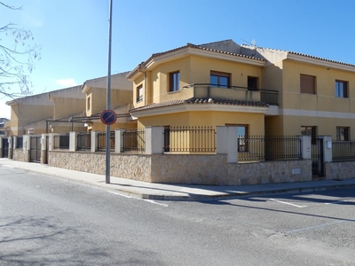 Chalet adosado en venta, Pinoso, Alicante/Alacant