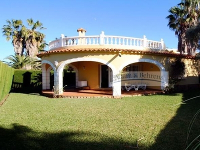 Chalet en Oliva Nova, Oliva