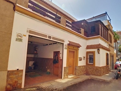 Dúplex en venta en Barrio Alto, Almería