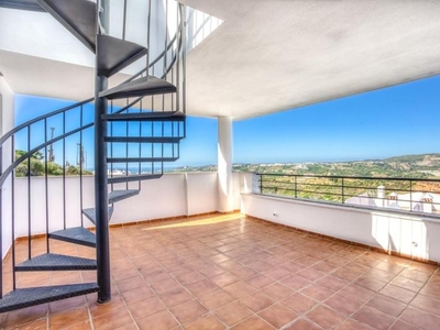 Piso ático en venta en Doña Julia Golf, Casares