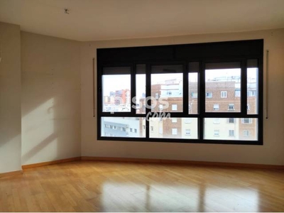 Piso en venta en Carrer del Fluvià, cerca de Avinguda Diagonal