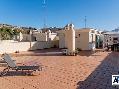 Venta de ático en Alegría de la Huerta- Jardín de Málaga de 3 habitaciones con terraza y garaje