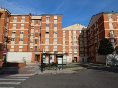 Venta de piso en Huca-Los Prados (Oviedo), Corredoria-Huca-Teatinos