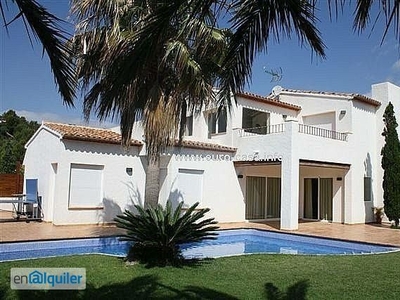 Alquiler casa amueblada terraza Altea la vella