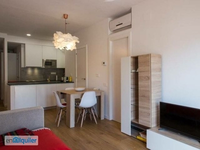 Moderno apartamento de 2 dormitorios en alquiler en Esplugues de Llobregat