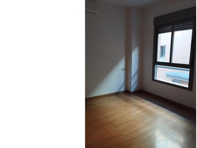 Piso de 1 dormitorio en venta en Armengual de la Mota, Málaga