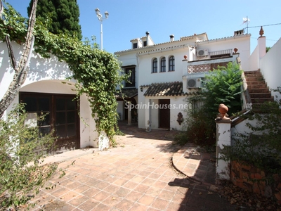 Villa en venta en Orba