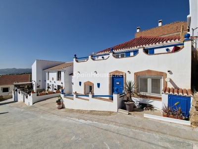 Villa en venta en Periana