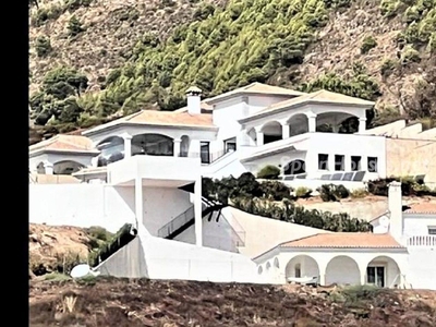 Villa en venta en Valtocado - La Alquería - La Atalaya, Mijas