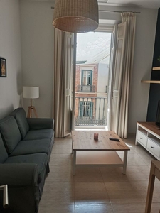 Alquiler de piso en Centro Histórico de 1 habitación con terraza y muebles