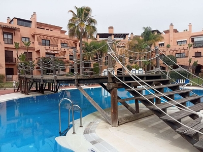 Alquiler de piso en Paraíso - Atalaya- Benamara de 2 habitaciones con terraza y piscina