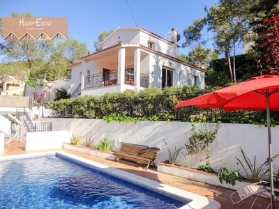 Chalet en venta en Olivella, Barcelona