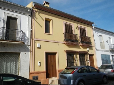 Piso en venta en calle Médico José Manuel Bolaños Custodio de 3 habitaciones con terraza y balcón