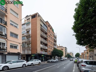 Piso en venta en Carretera de la Sierra, Granada