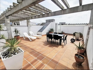 Venta de piso en Santa Margarida de 2 habitaciones con terraza y piscina