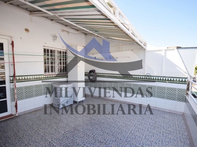 Alquiler de piso con terraza en Vecindario (Santa Lucía de Tirajana)