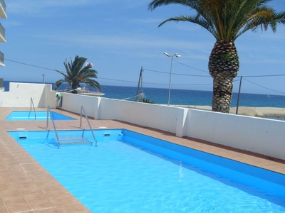 Alquiler vacaciones de piso con piscina en Centre-Platja Gran (Castell-Platja d'Aro)