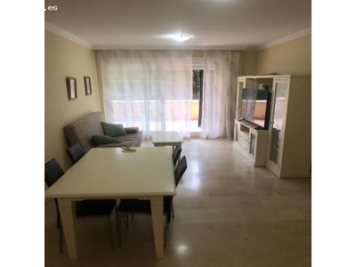 Apartamento en Alquiler en Elviria, Málaga