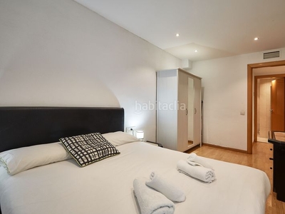Apartamento en carrer de llobet i vall-llosera 8 apartamento con 2 habitaciones con calefacción y aire acondicionado en Barcelona