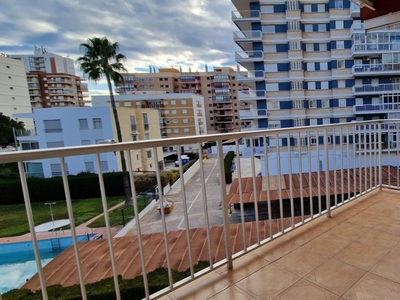 Venta de piso con terraza en Benicasim (Benicàssim)