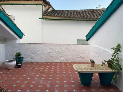 Alquiler de ático en Casco Histórico - Ribera - San Basilio de 3 habitaciones con terraza y balcón