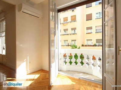 Alquiler piso con 2 baños Salamanca