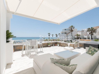 Apartamento bajo en venta en Marina de Casares, Casares