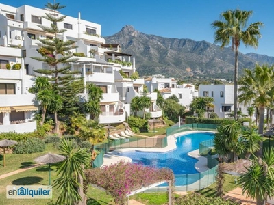 Apartamento en Aquiler en La Milla de Oro Marbella