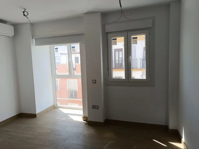 Apartamento en venta en Calle C. Castilla, 120 en Zona Ronda de Triana-Cartuja por 250,000 €