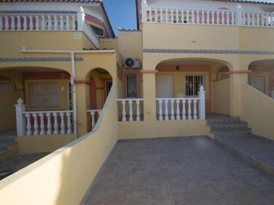 Casa adosada en venta en Villamartín-Las Filipinas, Orihuela