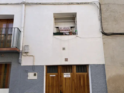 Casa en venta en Calle Dieciséis de Marzo, 17 en Castelserás por 52,000 €